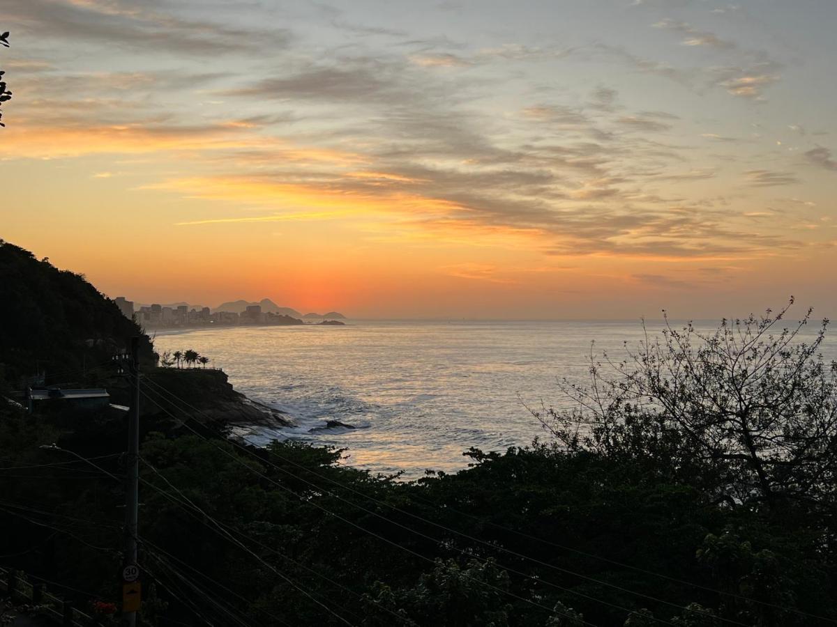 Ocean View House Of Zepp - Good Neighbourhood, 5 Minute Walk To The Beach, Stunning Sunrise Views Rio de Janeiro Zewnętrze zdjęcie